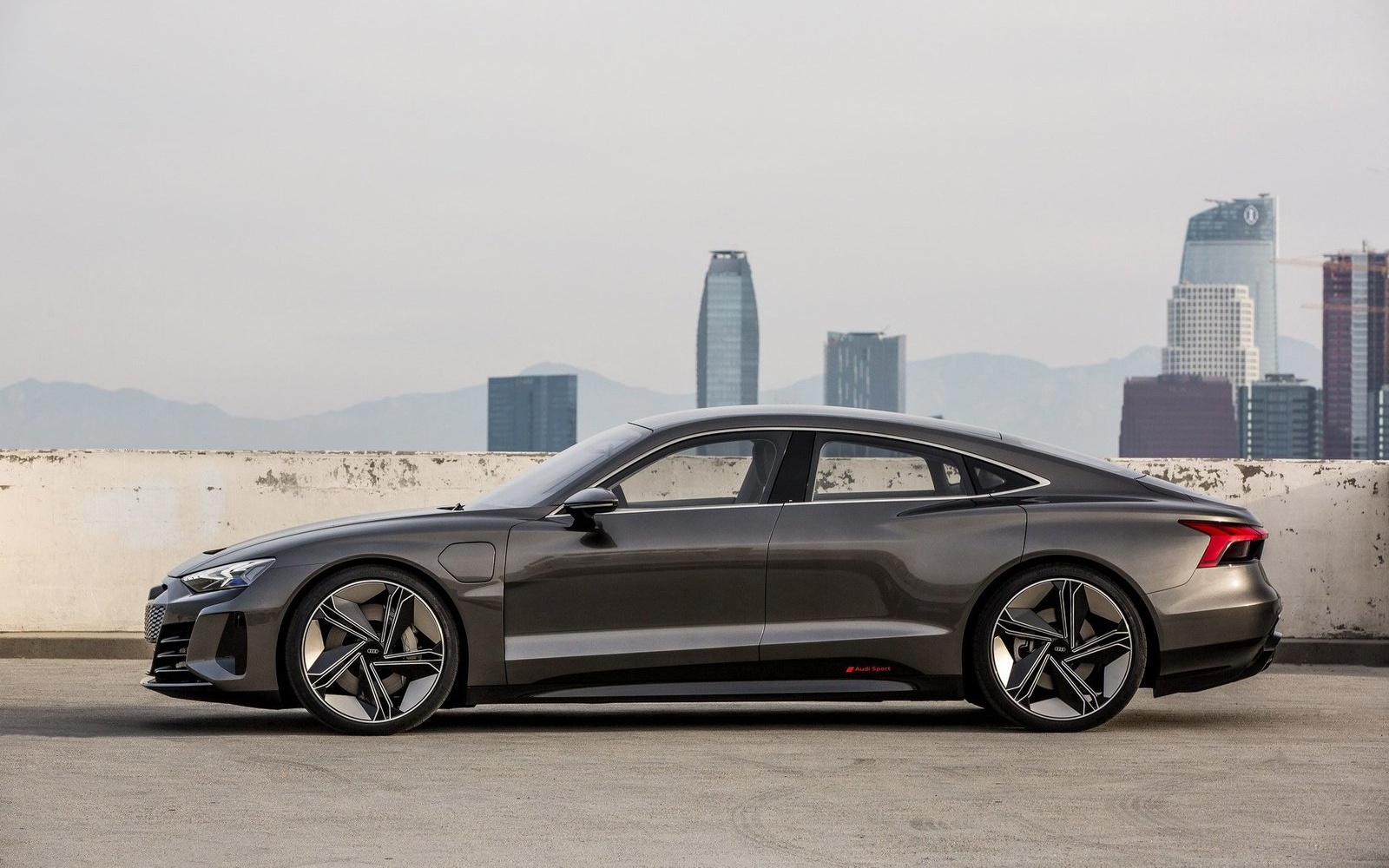 Audi e-tron GT koncept