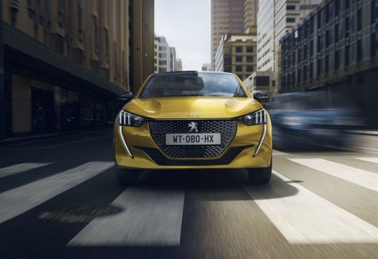 Peugeot 208