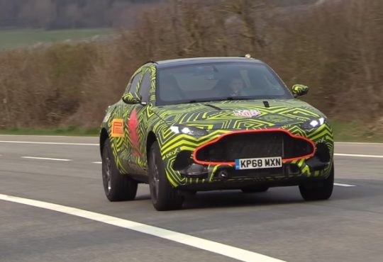 Aston Martin DBX