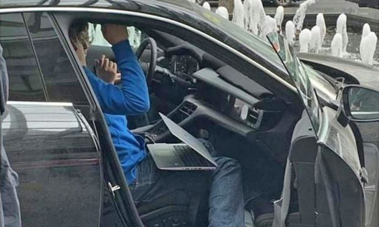 Porsche Taycan enterijer