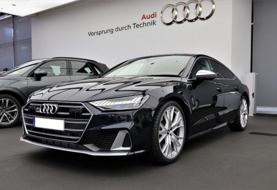 Audi S7 Sportback Firmament Blue Metallic