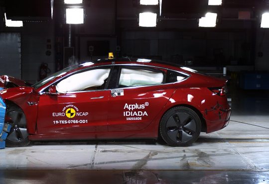 Tesla Model 3 na Euro NCAP