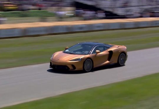 McLaren GT