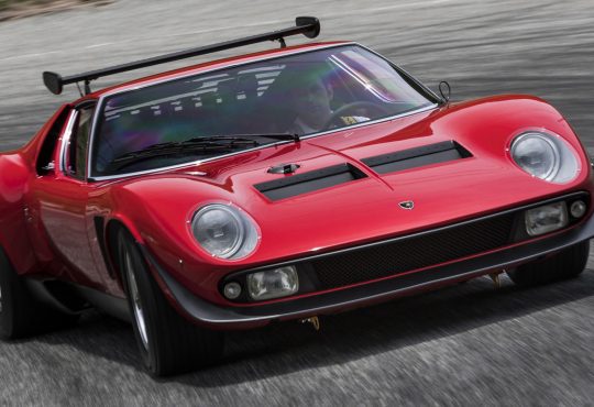 Lamborghini Miura Jota SVR
