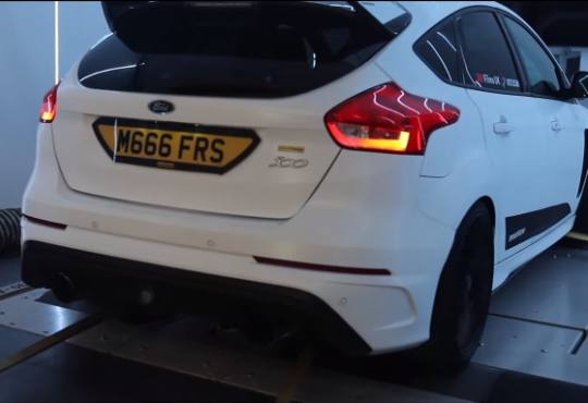 Ford Focus RS by Mountune