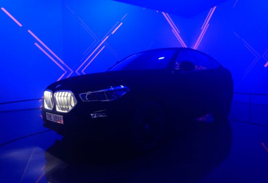 BMW X6 Vantablack