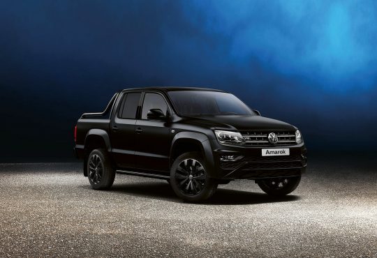 VW Amarok Black Edition