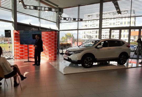 Honda CR-V hibrid - Honda Srbija