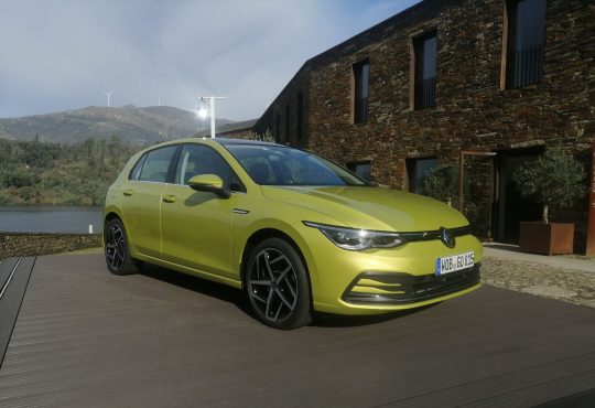 VW Golf Mk8 - Porto
