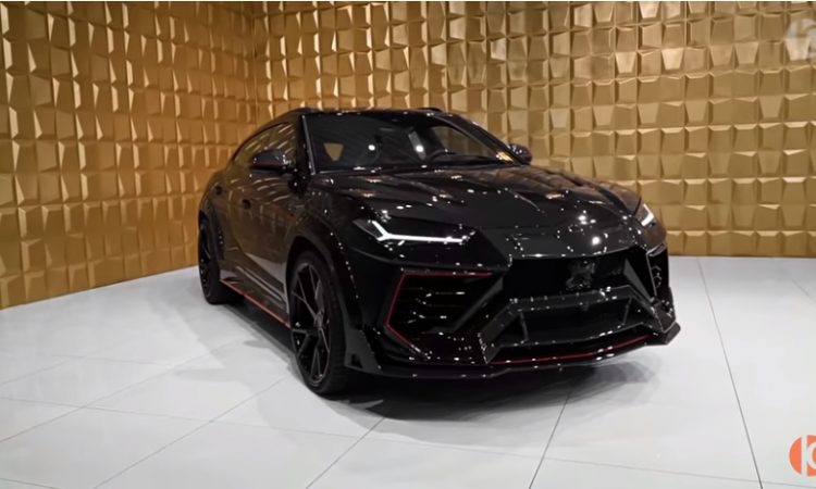 Lamborghini Urus Venatus by Mansory