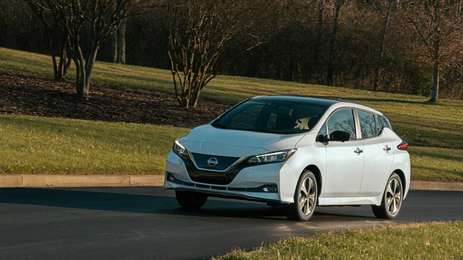 Nissan Leaf će se 2025. transformisati u električni krosover - Vrele gume